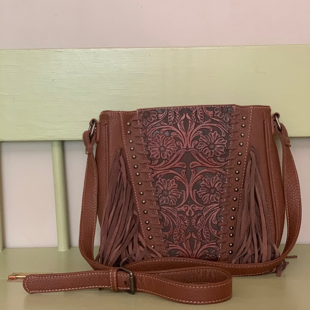 Trinity Ranch crossbody purse with gun pocket